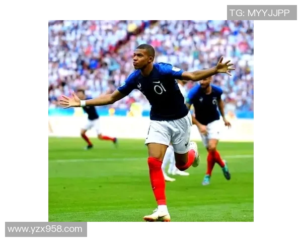 19号足球球星风采全解析 盘点他在绿茵场上的精彩表现与传奇成就 19号足球球星风采全解析 盘点他在绿茵场上的精彩表现与传奇成就