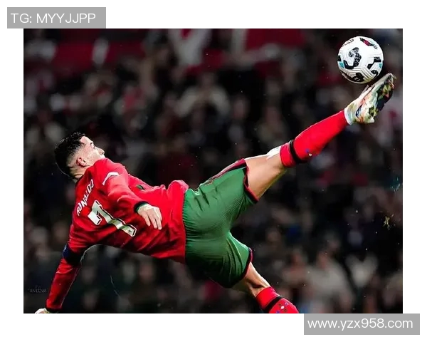 历届足球球星排名一览分析：全球足坛传奇人物及其历史地位揭秘